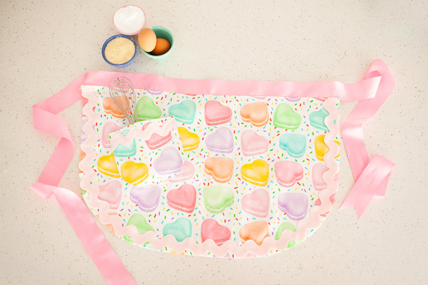 Sprinkle Macaron Half Apron